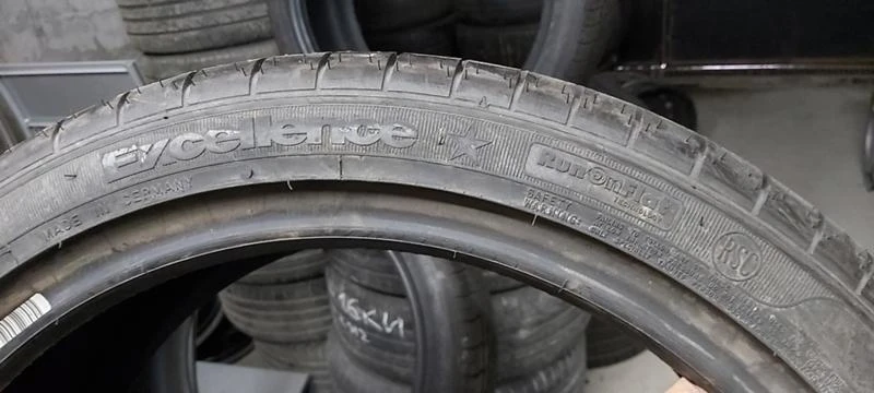 Гуми Летни 245/40R19, снимка 5 - Гуми и джанти - 32557840