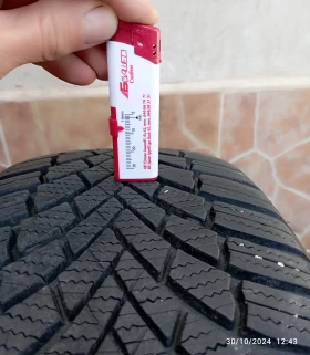 Гуми Зимни 205/55R16, снимка 1 - Гуми и джанти - 47780074