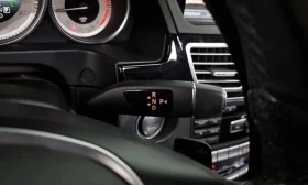 Mercedes-Benz E 220 ОЧАКВАН ВНОС 100 000КМ РЕАЛНИ ВИДЕО , снимка 10