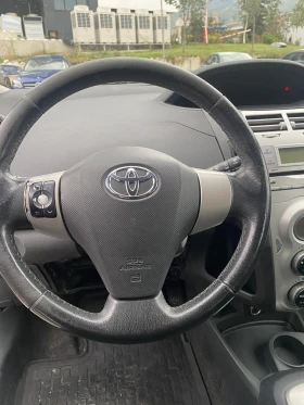 Toyota Yaris 1.3 VVT-i, снимка 8