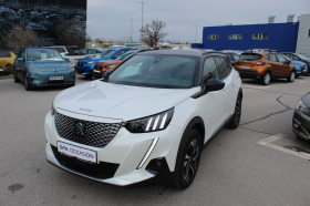     Peugeot 2008 New Line Up GT Electric 100  136 ..//2105R04