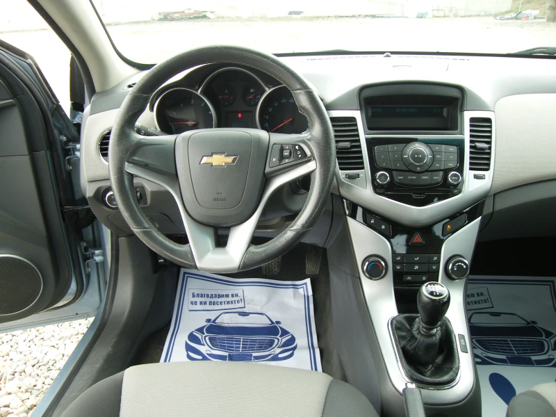 Chevrolet Cruze 1.6i, снимка 10 - Автомобили и джипове - 44893125