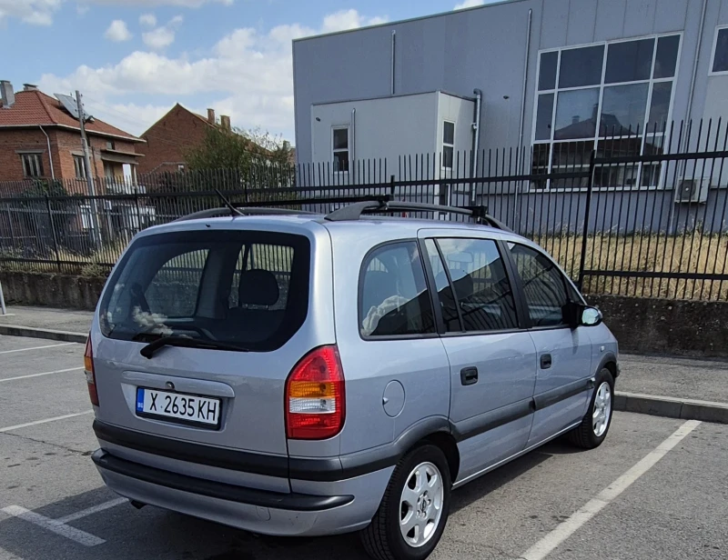 Opel Zafira, снимка 10 - Автомобили и джипове - 47216626