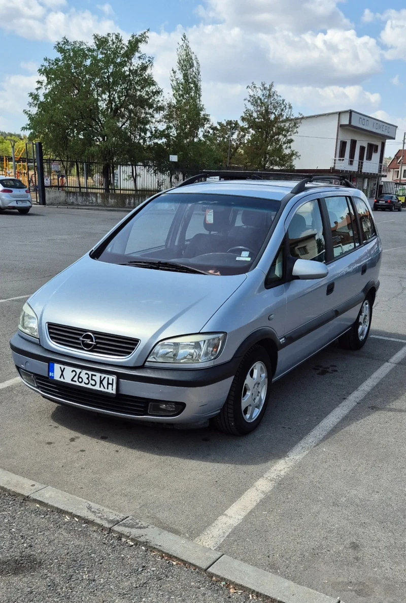 Opel Zafira, снимка 1 - Автомобили и джипове - 47216626