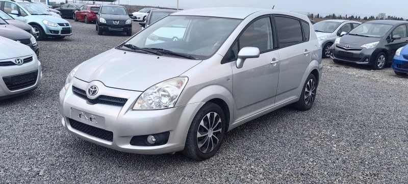 Toyota Corolla verso 1.8i 7mesta face, снимка 6 - Автомобили и джипове - 48337043