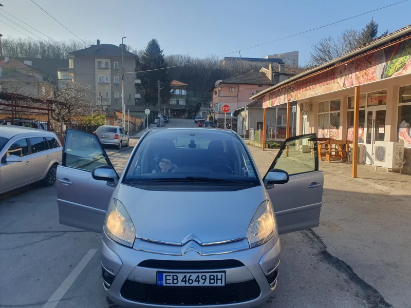 Citroen C4 Picasso, снимка 3 - Автомобили и джипове - 48726347