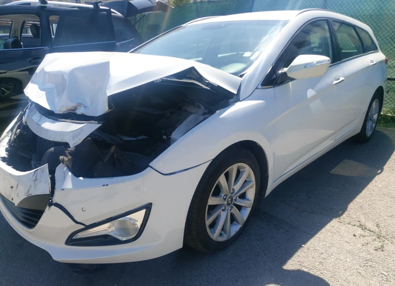 Hyundai I40, снимка 2 - Автомобили и джипове - 51632328