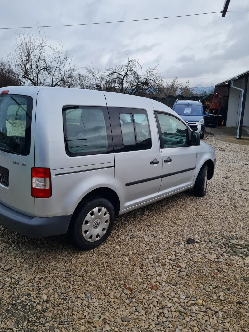 VW Caddy 1.6куб.102к.с. 7местен , снимка 3 - Автомобили и джипове - 53408903