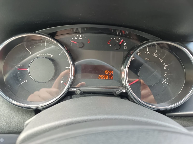 Peugeot 3008 1.6HDI Euro 6B, снимка 13 - Автомобили и джипове - 53466595