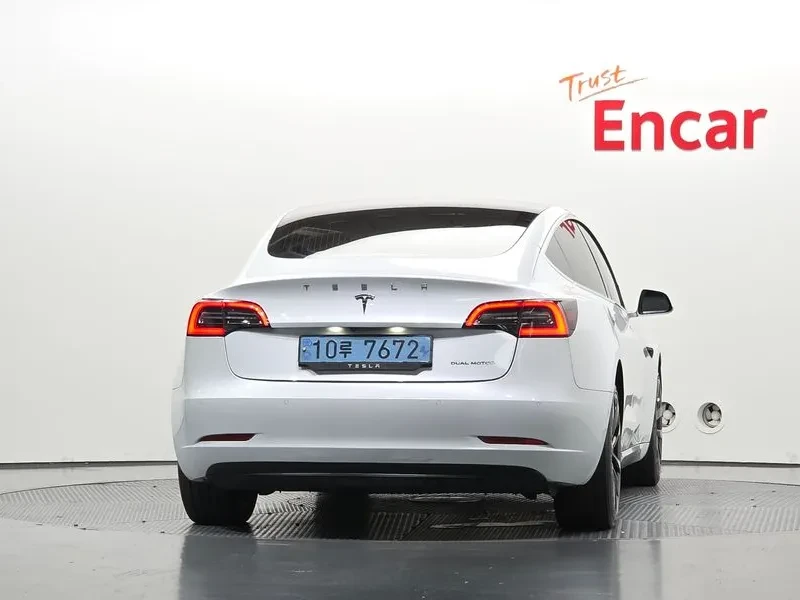 Tesla Model 3 LONG RANGE EXCLUSIVE/AWD, снимка 4 - Автомобили и джипове - 56656674