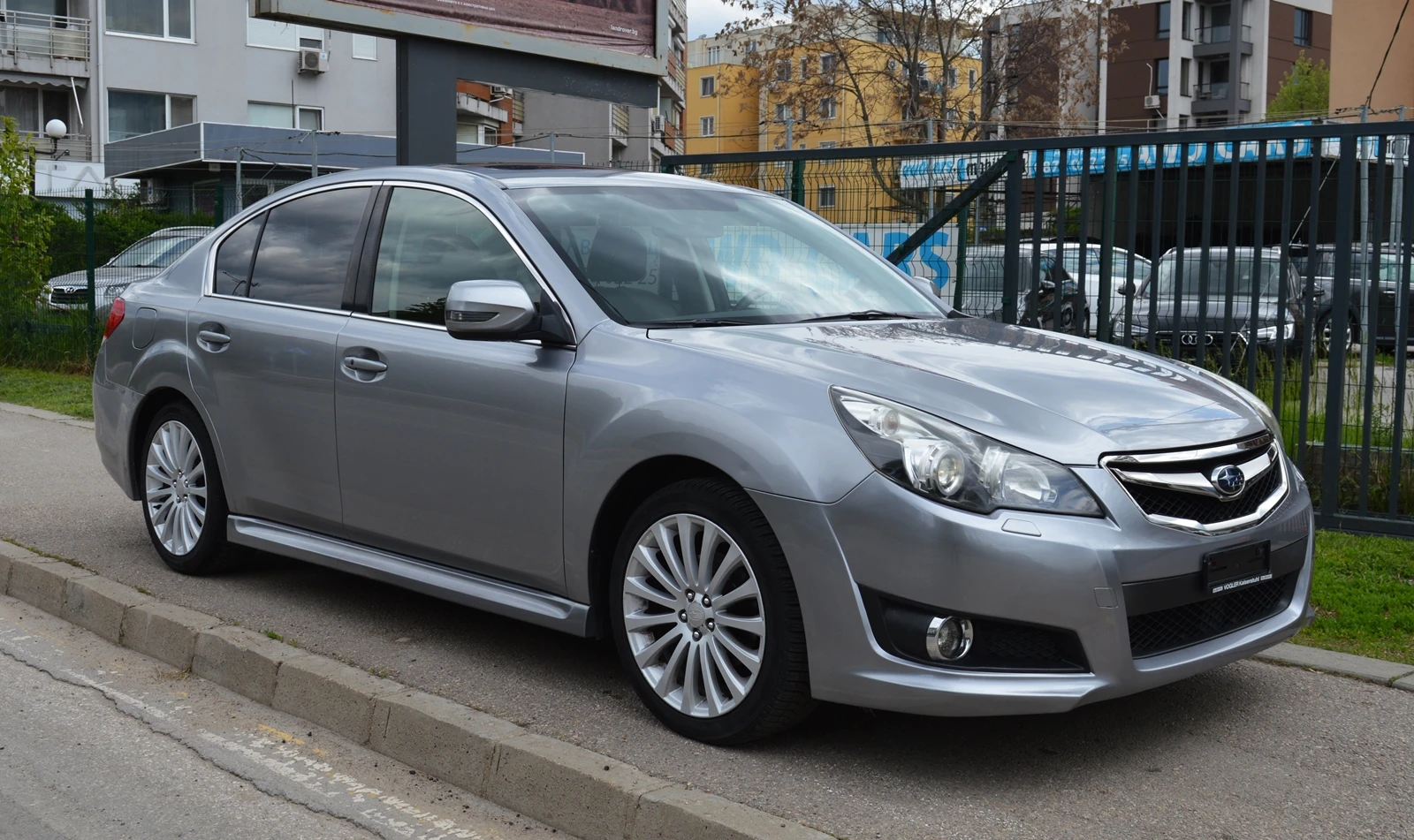 Subaru Legacy 2.5i AWD FULL ШВЕЙЦАРИЯ - изображение 3