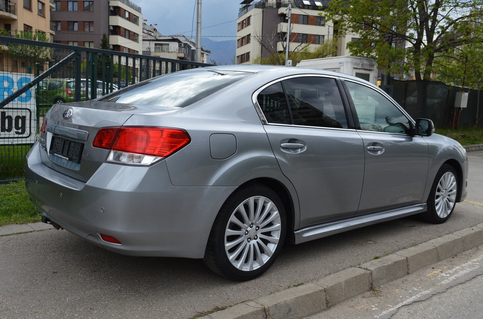 Subaru Legacy 2.5i AWD FULL ШВЕЙЦАРИЯ - изображение 4