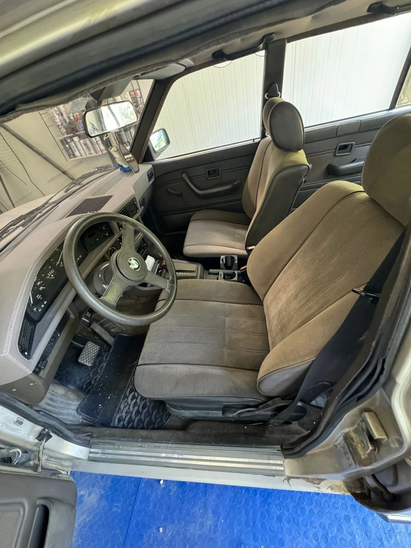 BMW 520  - изображение 4