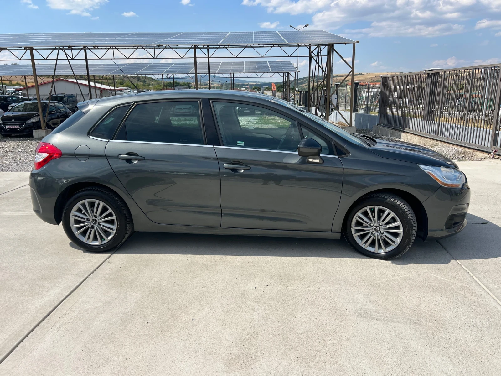 Citroen C4 1.6HDI 130.000km!!! Euro5A - изображение 8