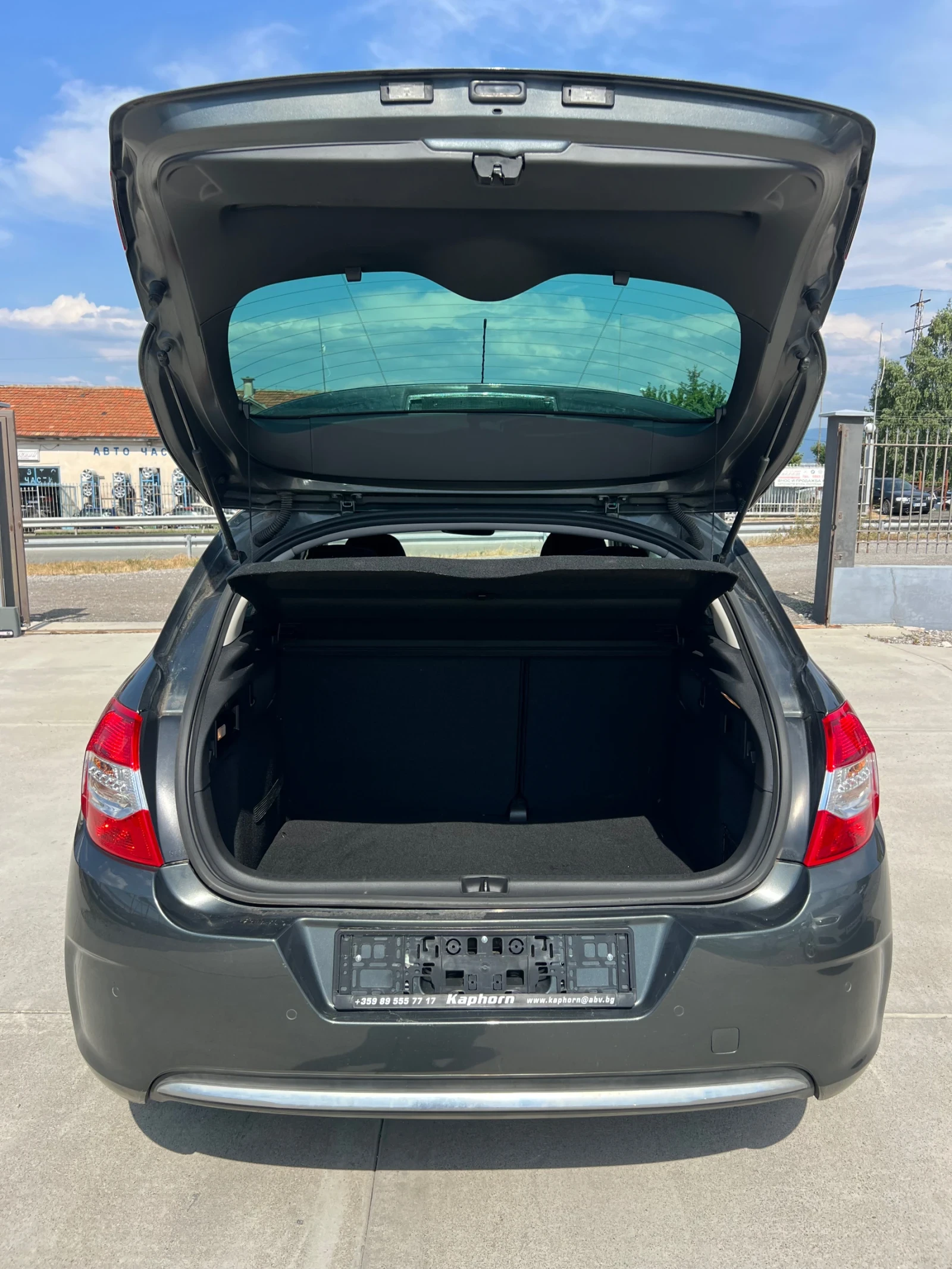 Citroen C4 1.6HDI 130.000km!!! Euro5A - изображение 6