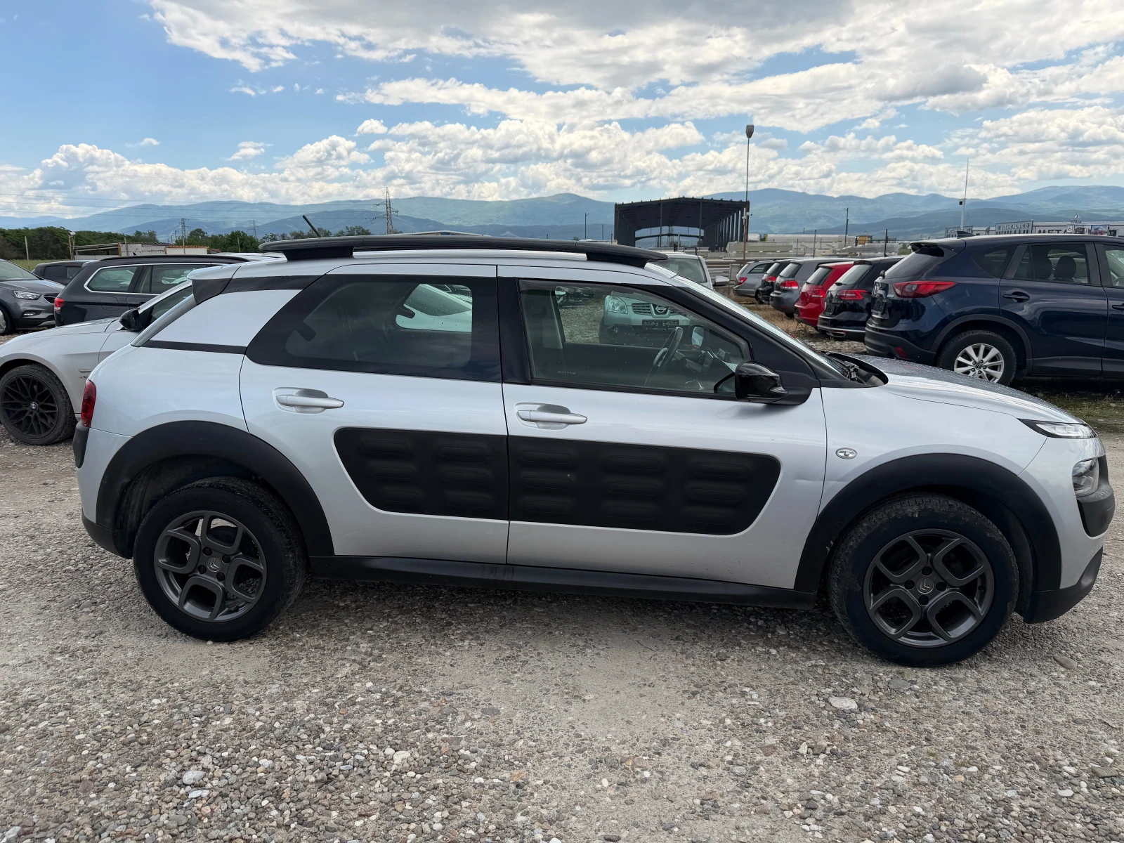 Citroen C4 Cactus 1.6 HDI , снимка 4 - Автомобили и джипове - 52751888