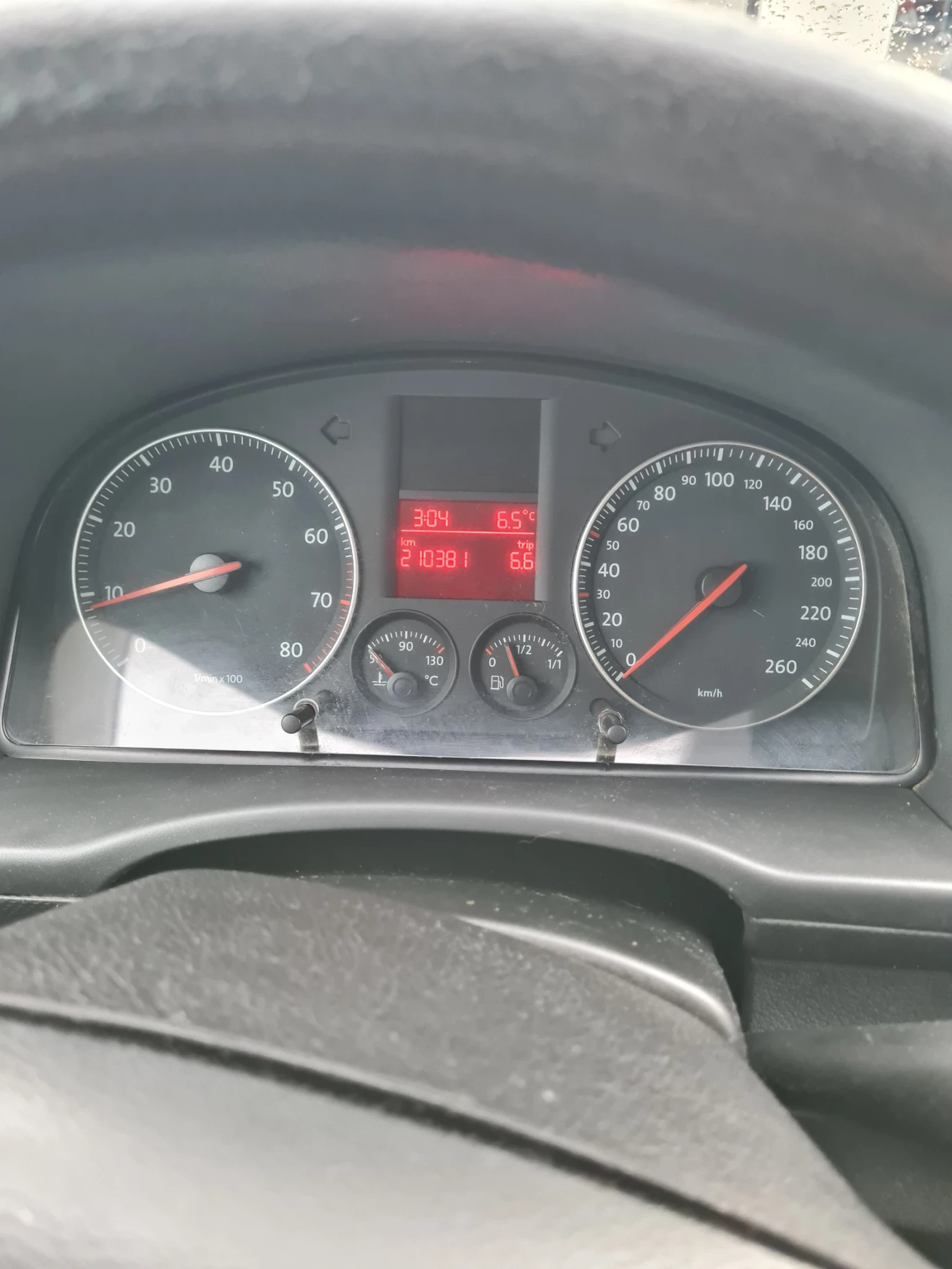 VW Caddy 1.6���.102�.�. 7������  | Mobile.bg � ����������� 11