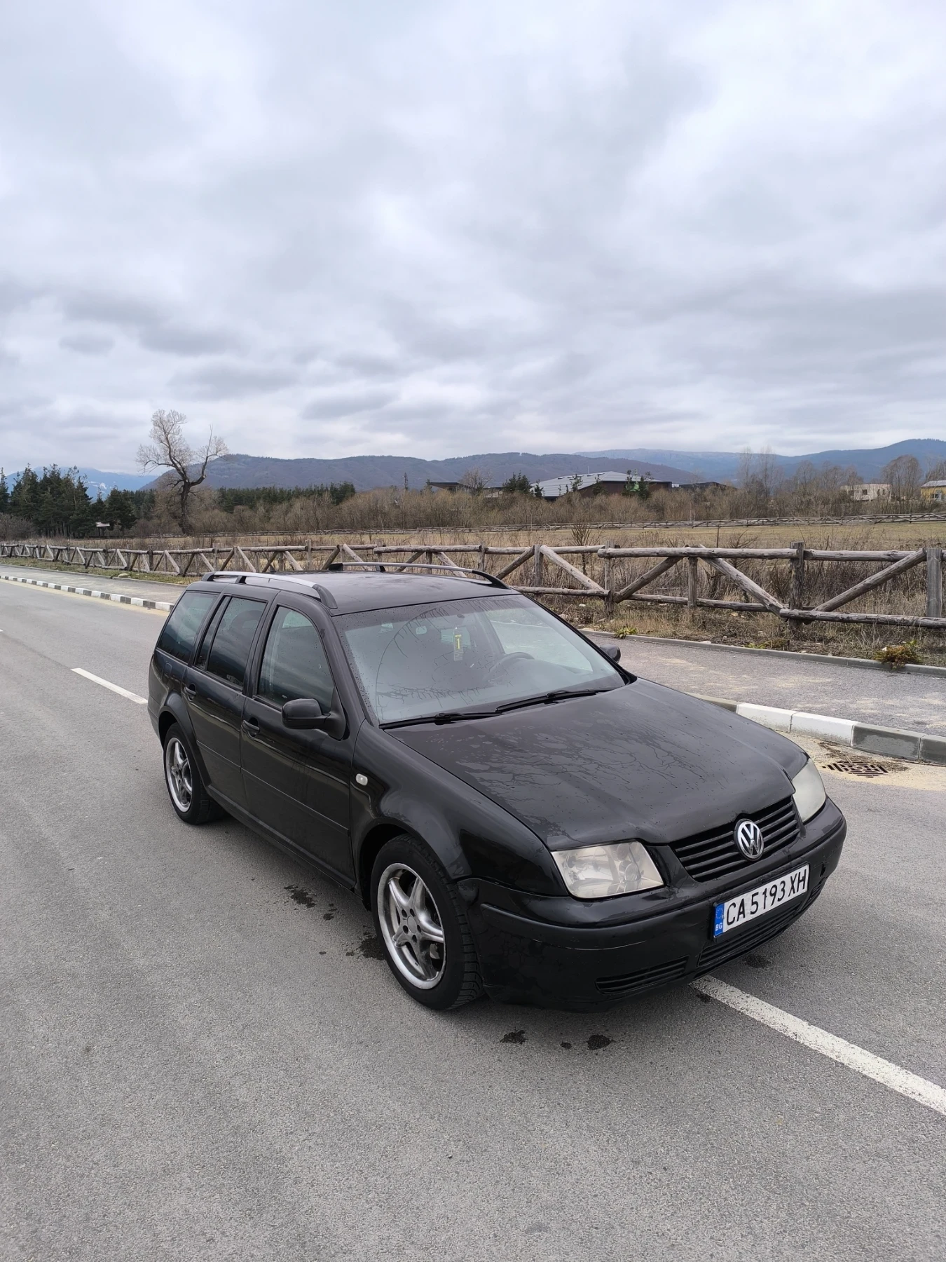 VW Bora, снимка 2 - Автомобили и джипове - 53904204