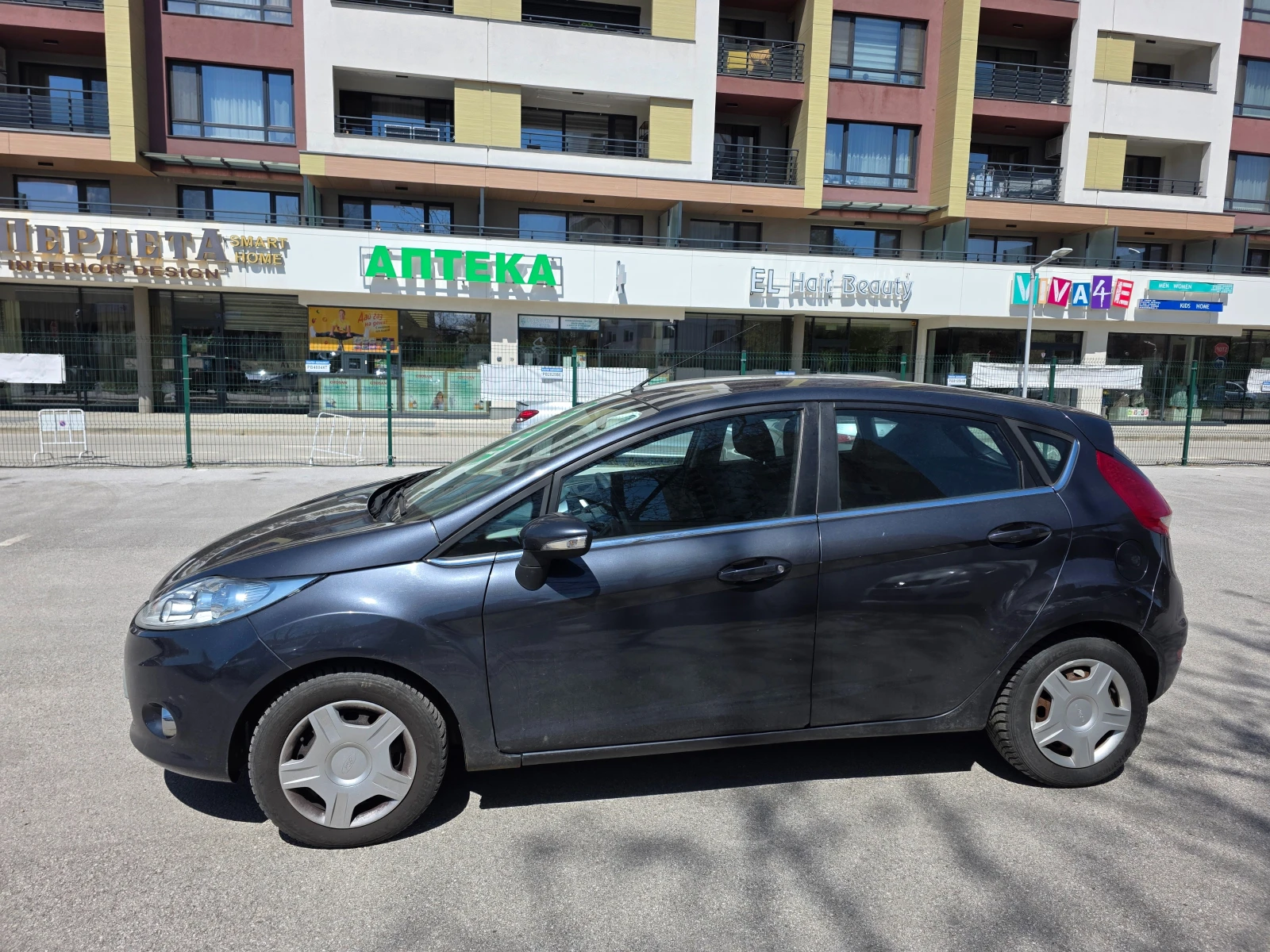 Ford Fiesta 1.25 60кс, снимка 3 - Автомобили и джипове - 54172085