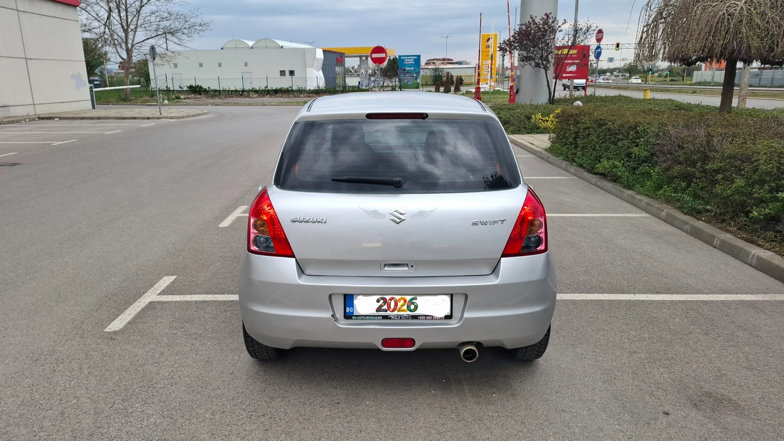 Suzuki Swift, снимка 4 - Автомобили и джипове - 54396440