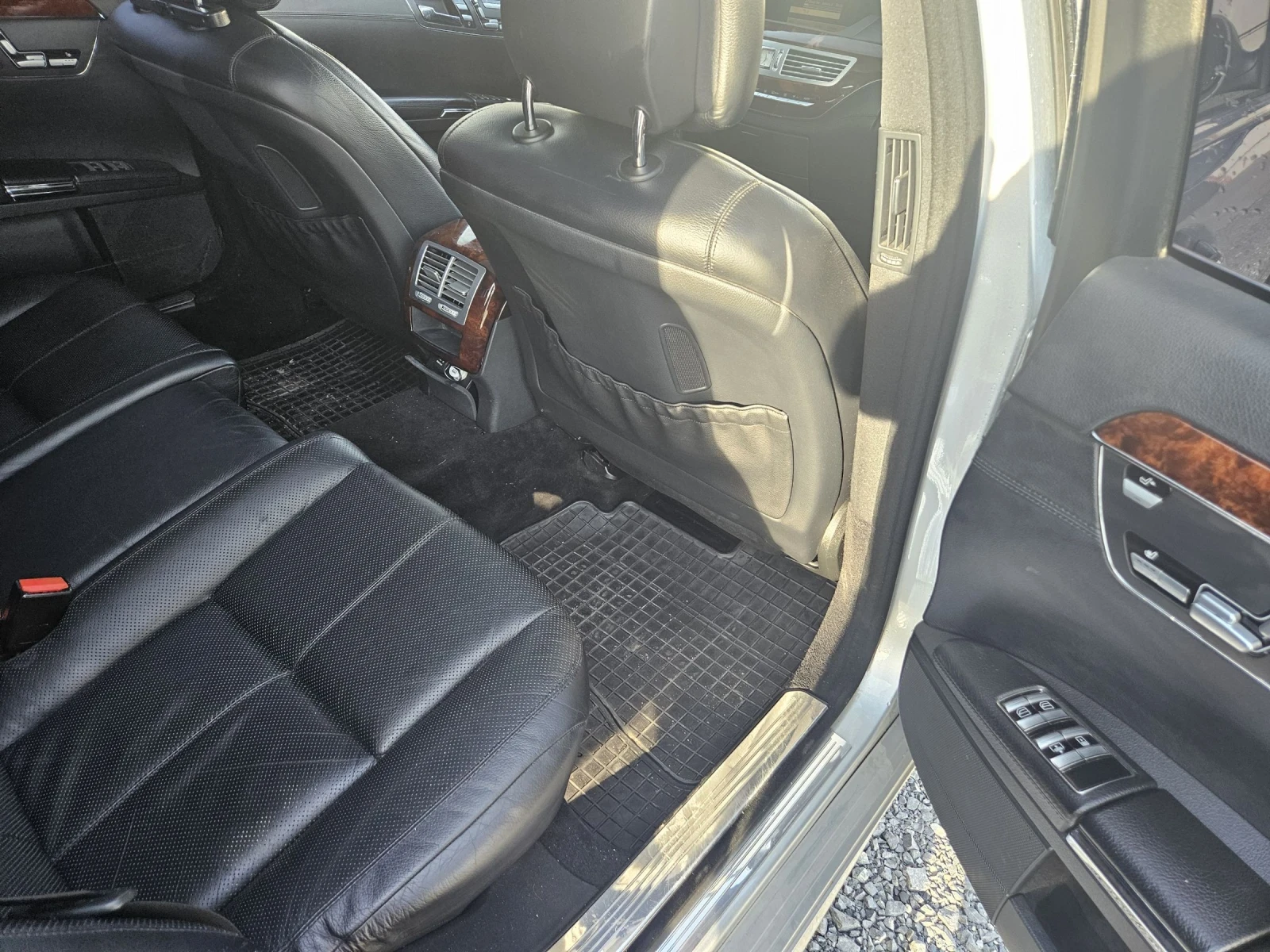 Mercedes-Benz S 500 Лимозина, снимка 10 - Автомобили и джипове - 54767534