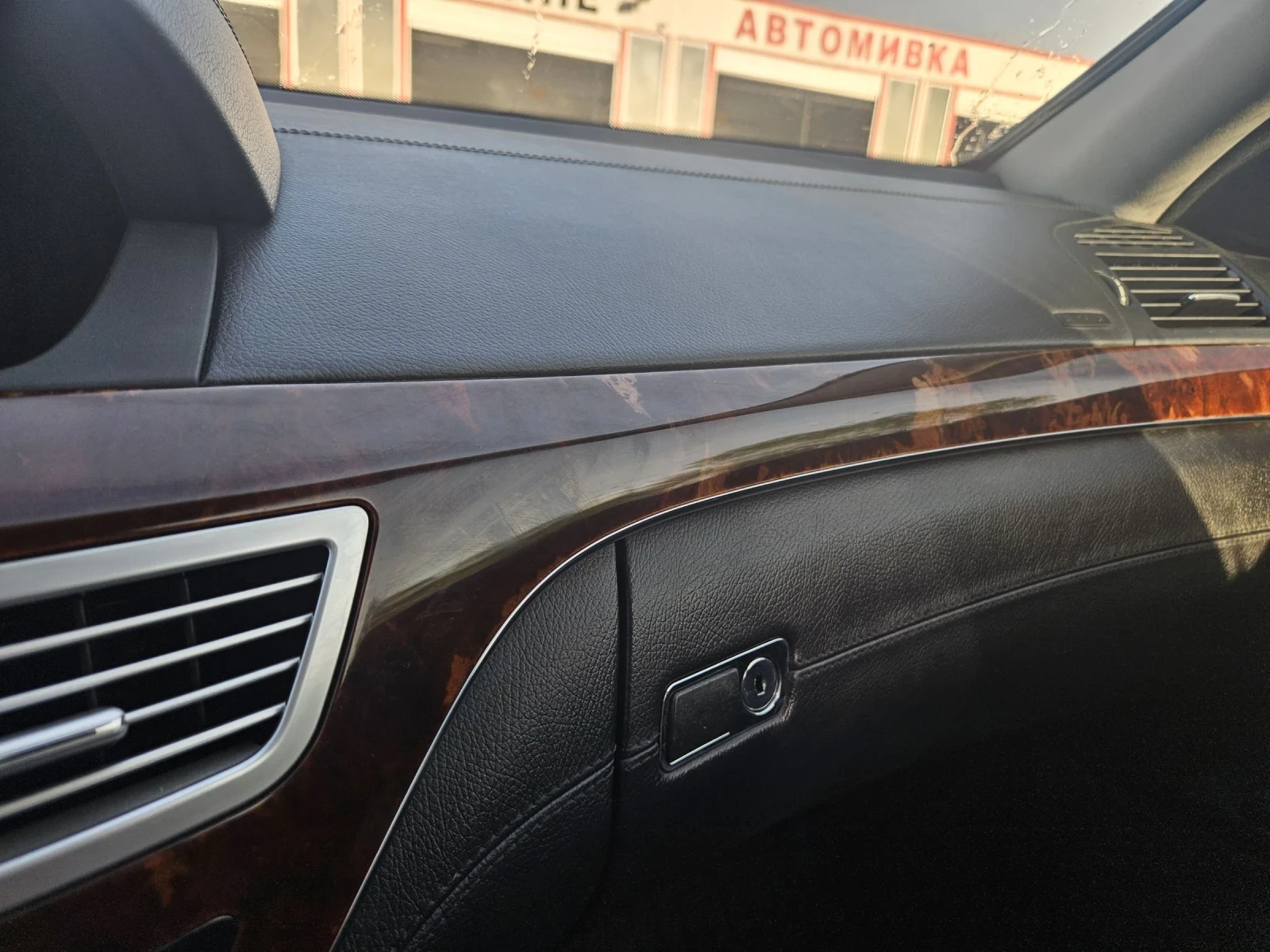 Mercedes-Benz S 500 Лимозина, снимка 7 - Автомобили и джипове - 54767534