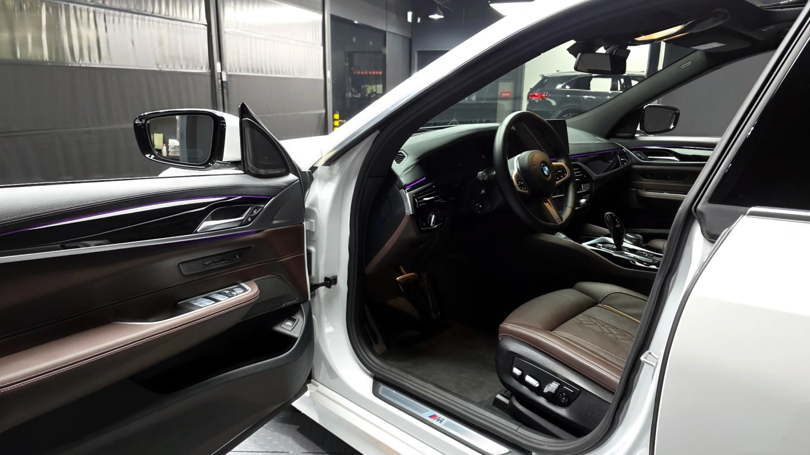 BMW 630 M PKG* DISTRONIC* HEADUP* ПОДГРЕВИ* ШИБИДАХ, снимка 5 - Автомобили и джипове - 54983492