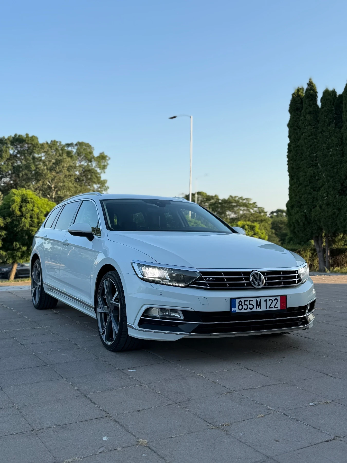 VW Passat 2.0TDI 190кс R line Digital Печка Carplay 8 джанти