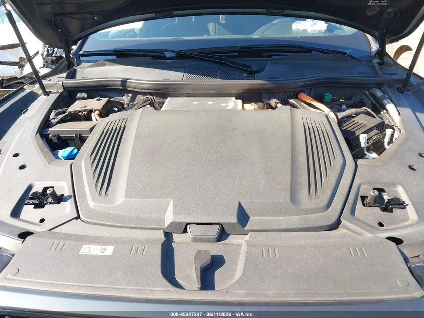 Audi E-Tron Premium Plus Quattro, снимка 10 - Автомобили и джипове - 55140025