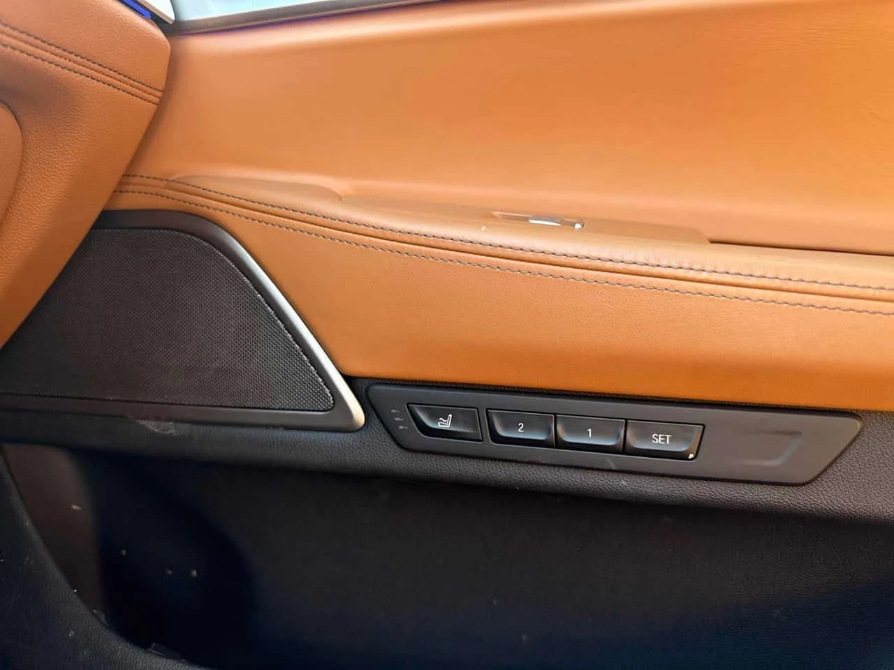BMW 750 * xDrive * CARFAX * ��������� * ��������� * ������ | Mobile.bg � ����������� 12