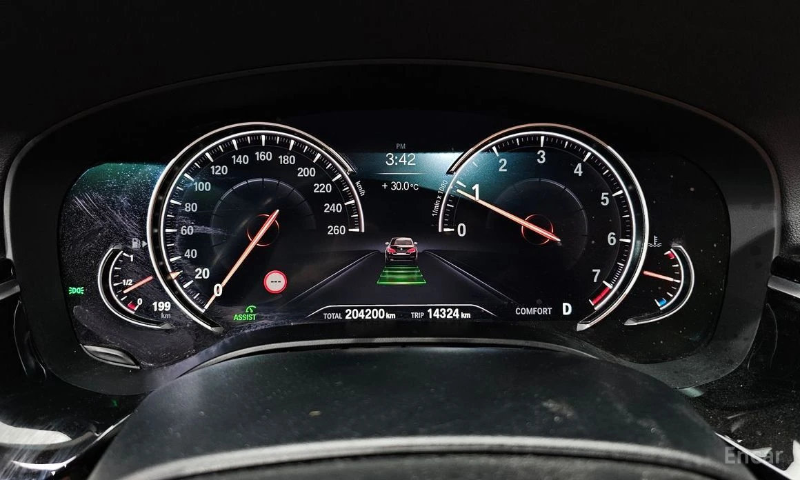 BMW 520, снимка 8 - Автомобили и джипове - 55666672