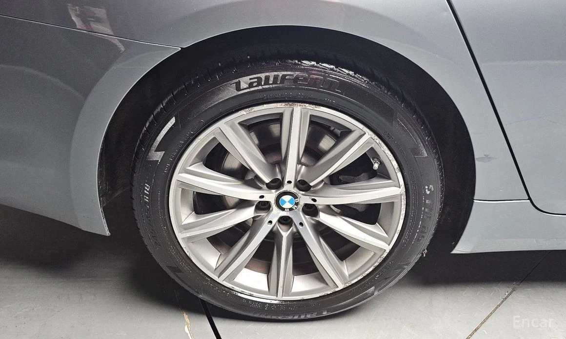 BMW 520, снимка 5 - Автомобили и джипове - 55666672