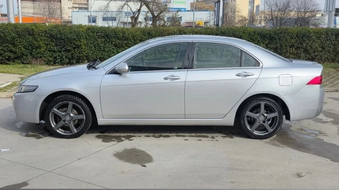 Honda Accord Executive, снимка 6 - Автомобили и джипове - 55751499