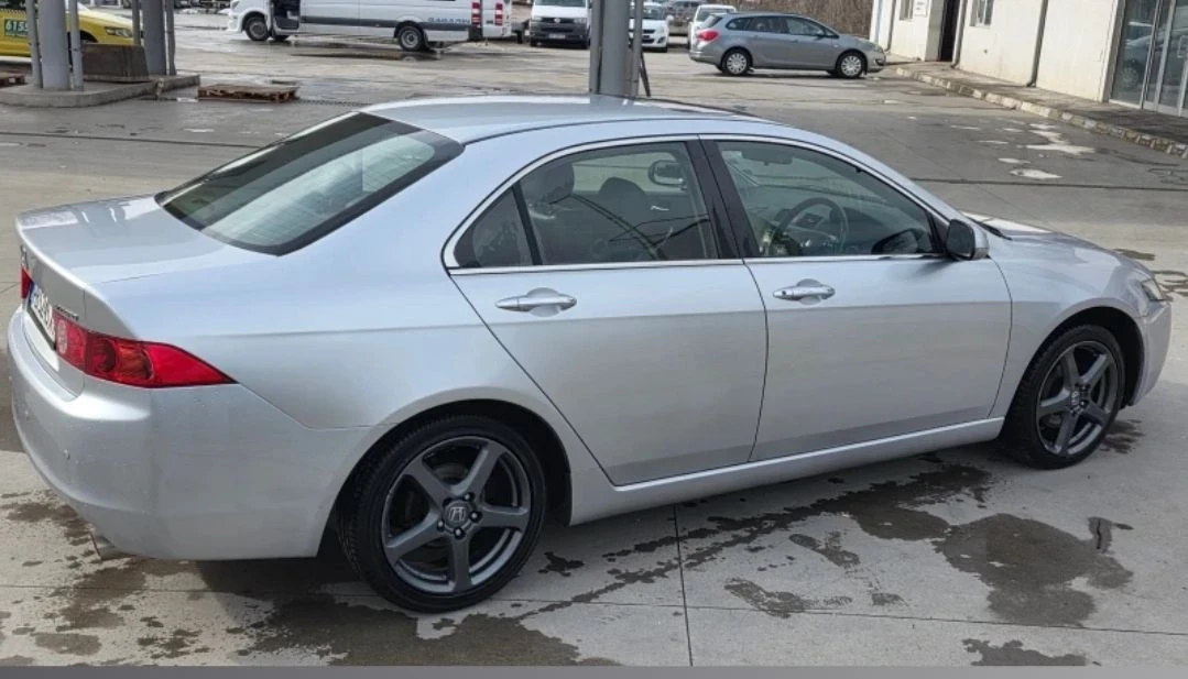 Honda Accord Executive, снимка 2 - Автомобили и джипове - 55751499