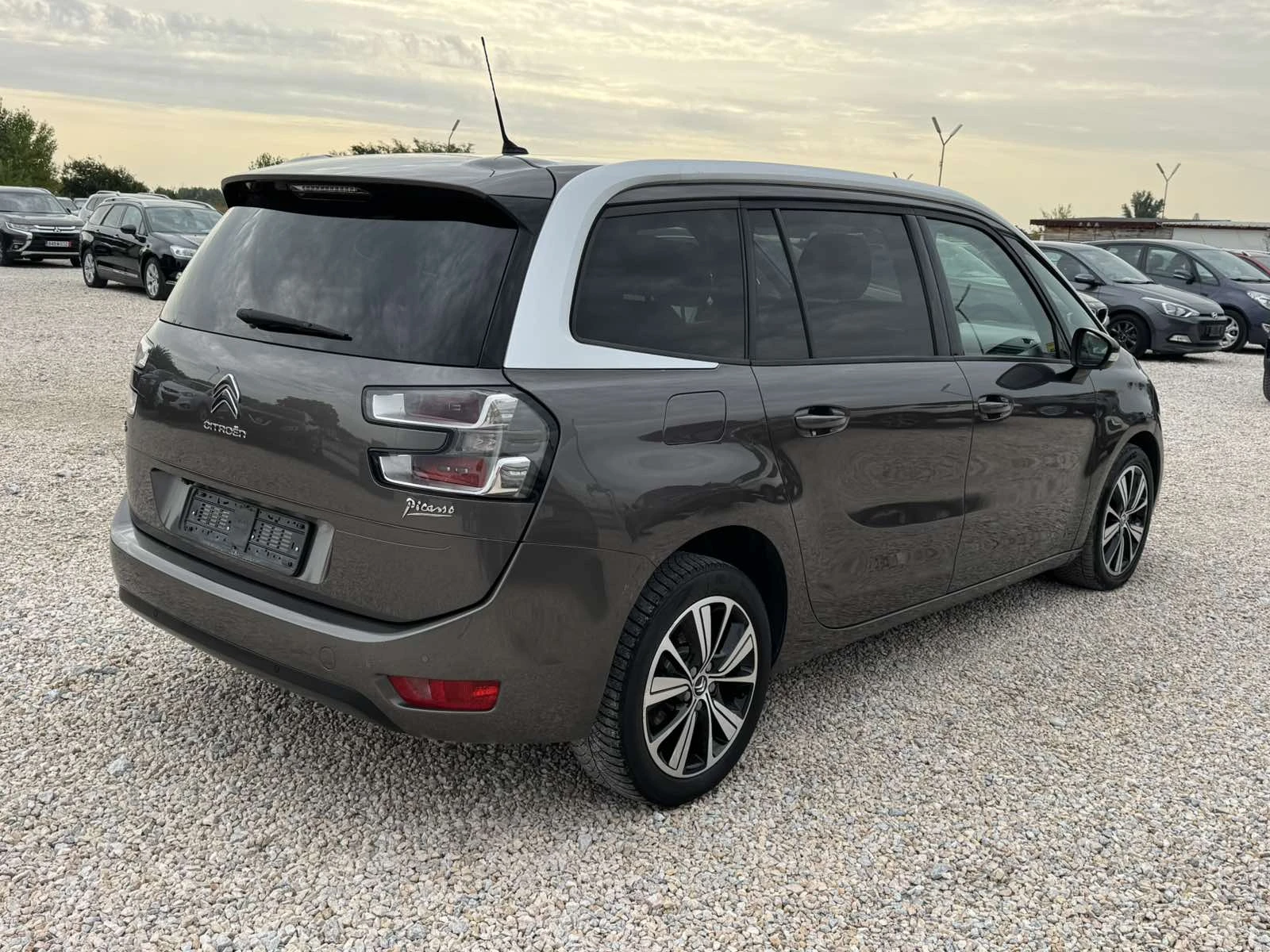 Citroen Grand C4 Picasso 1.6HDI | Mobile.bg � ����������� 4