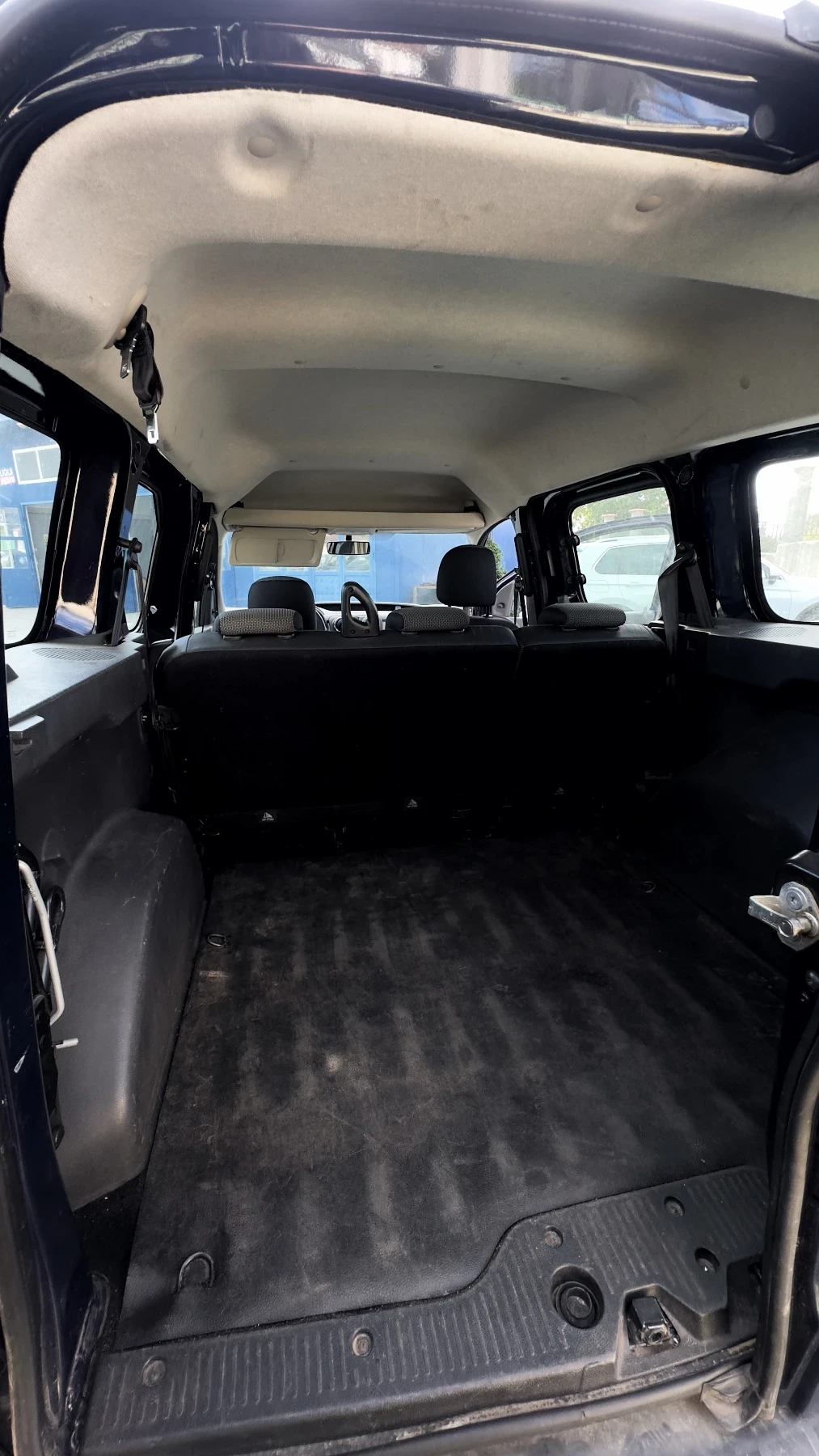 Dacia Dokker 1.6 бензин, снимка 10 - Автомобили и джипове - 56420331