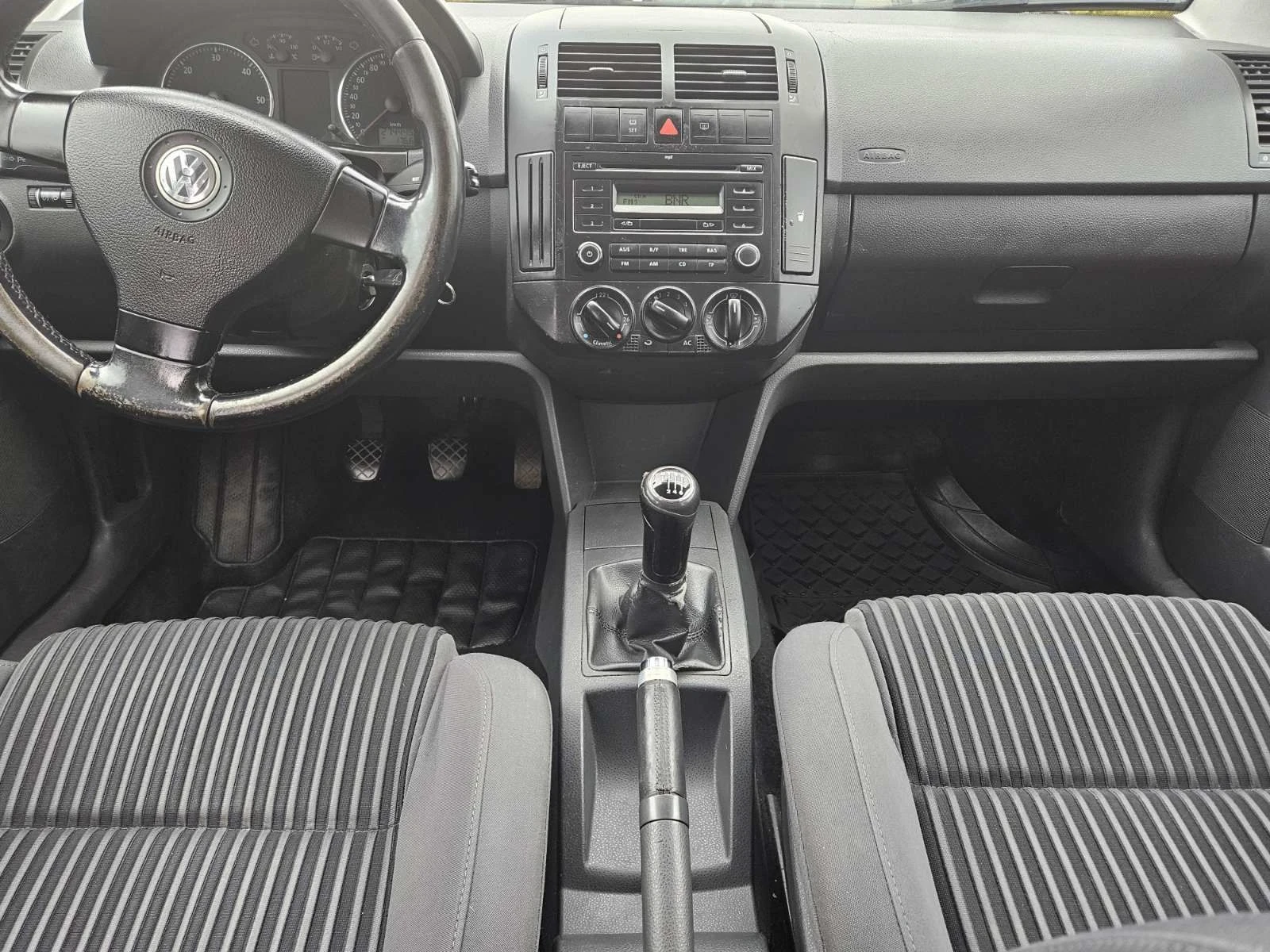 VW Polo 131кс. 1.9 TDI, снимка 13 - Автомобили и джипове - 56450814