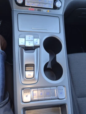 Hyundai Kona EV, снимка 8