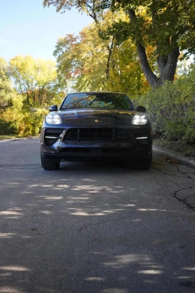 ������ Porsche Macan