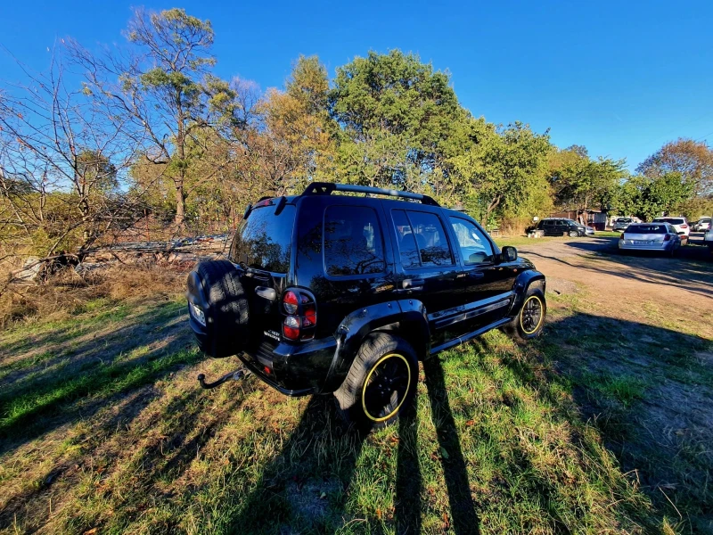 Jeep Cherokee, снимка 5 - Автомобили и джипове - 47447870