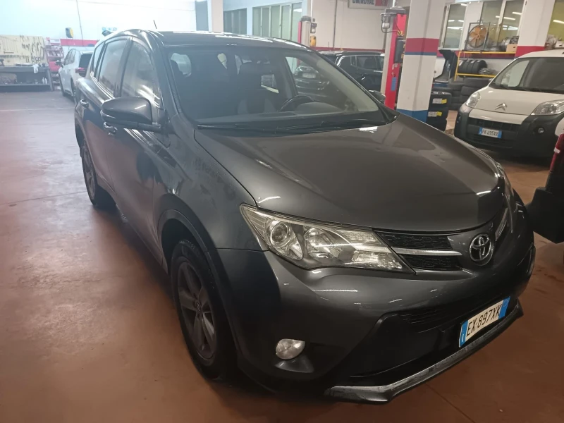 Toyota Rav4 2.0 D EURO 5B, снимка 7 - Автомобили и джипове - 48118274