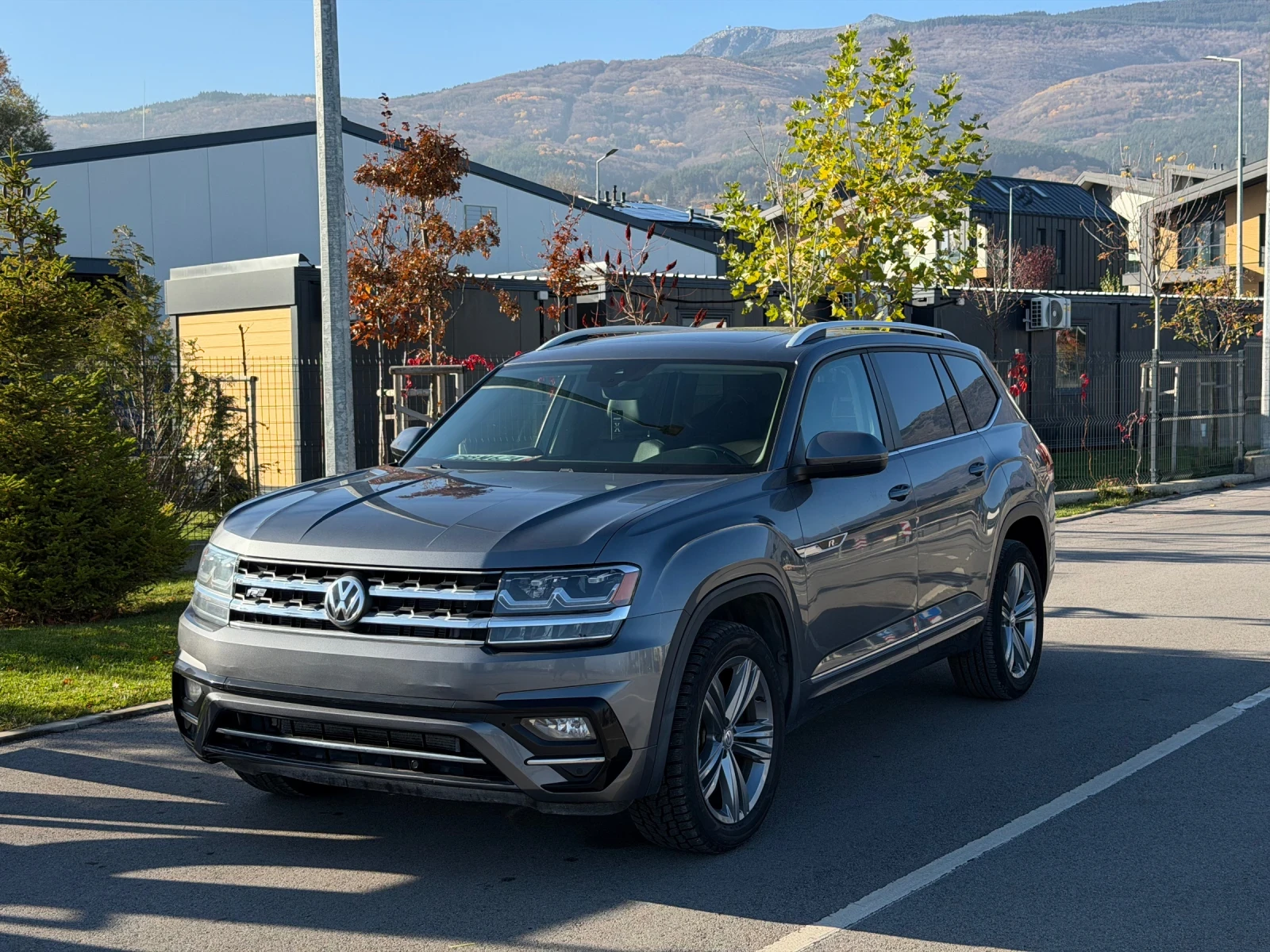 VW Atlas 3.6 V6 SEL R-Line 7 Местен, снимка 1