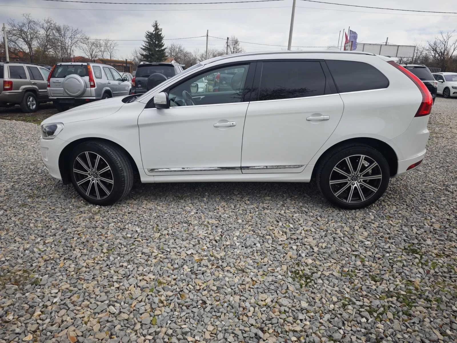 Volvo XC60 2.4/190kc - изображение 3