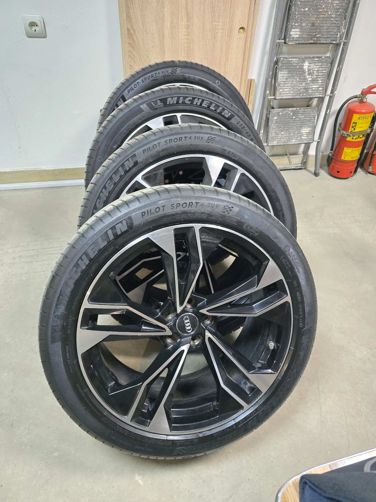 Audi SQ5 3.0 TFSI - изображение 2