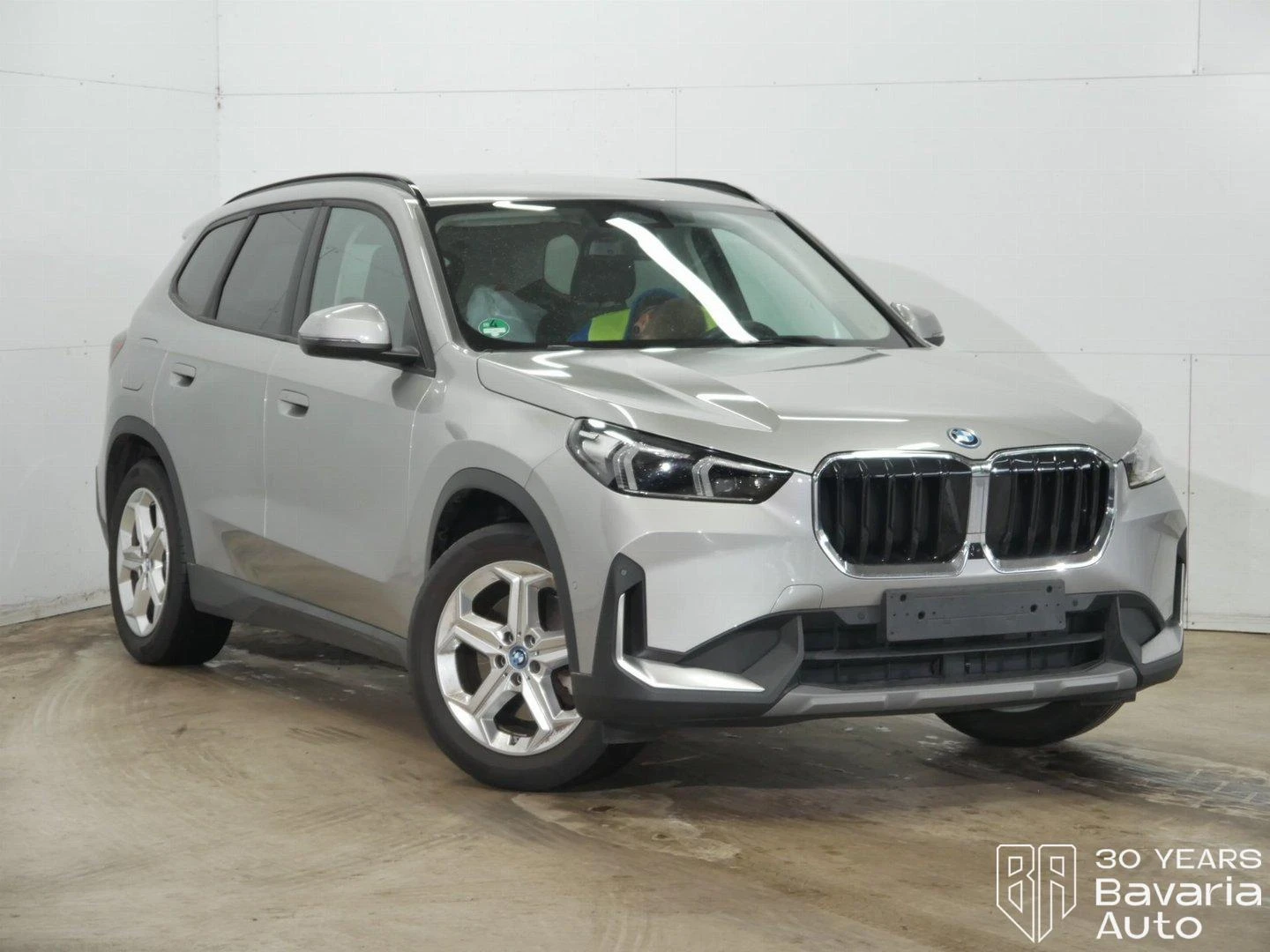 BMW X1 30e xDrive Steptronic - изображение 4