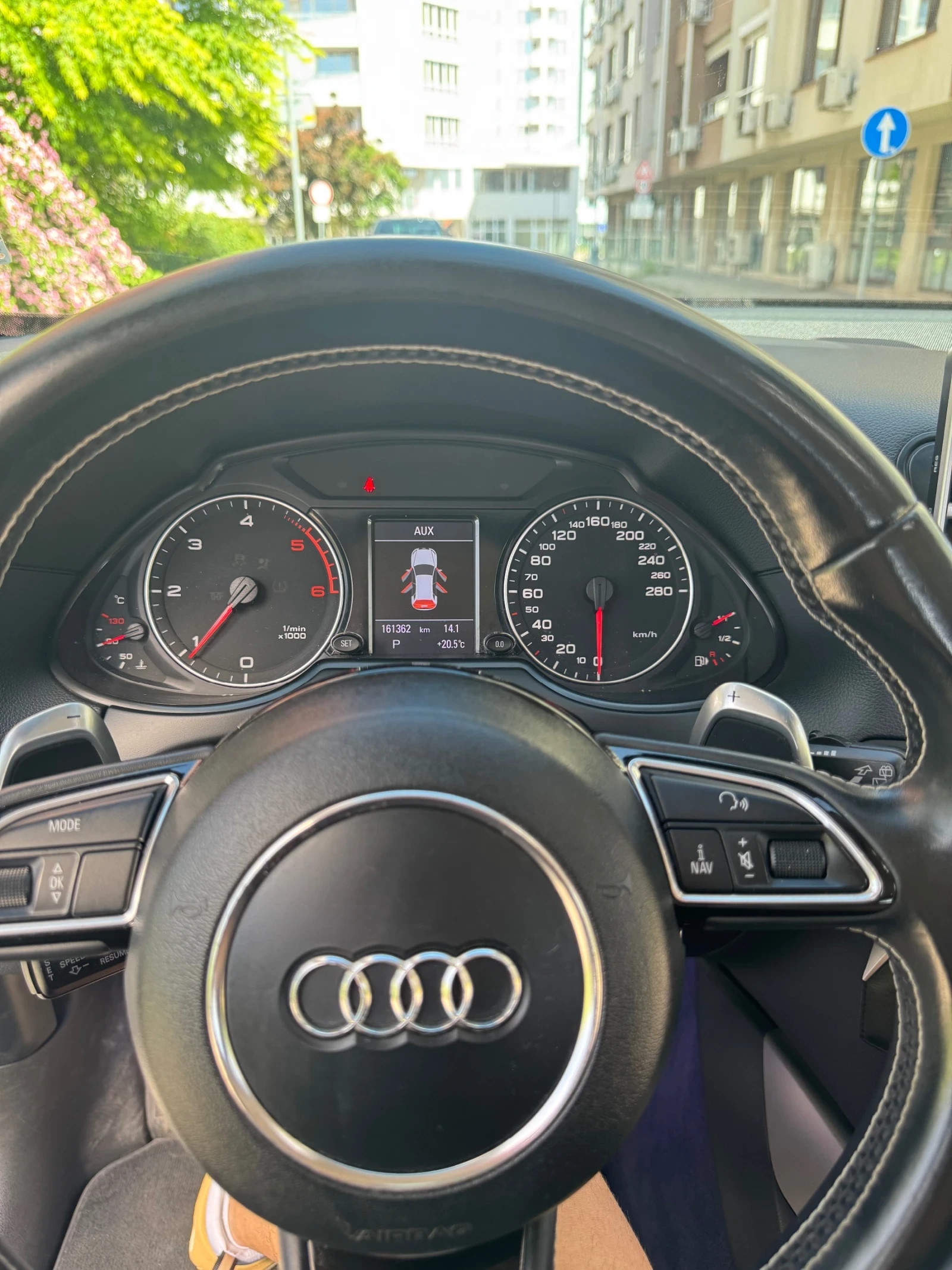 Audi Q5 2.0TDI - изображение 9