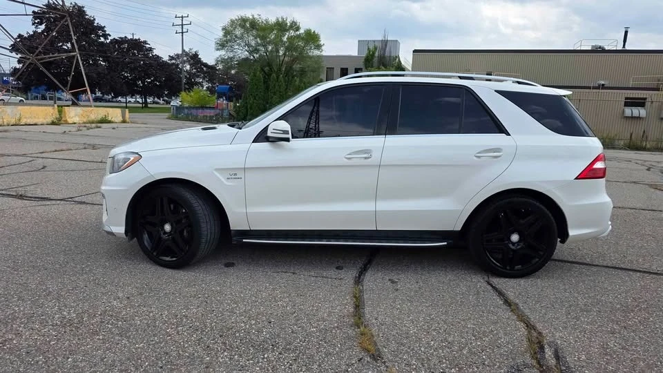 Mercedes-Benz ML 63 AMG * * CARFAX * * АВТОКРЕДИТ * *  - изображение 6