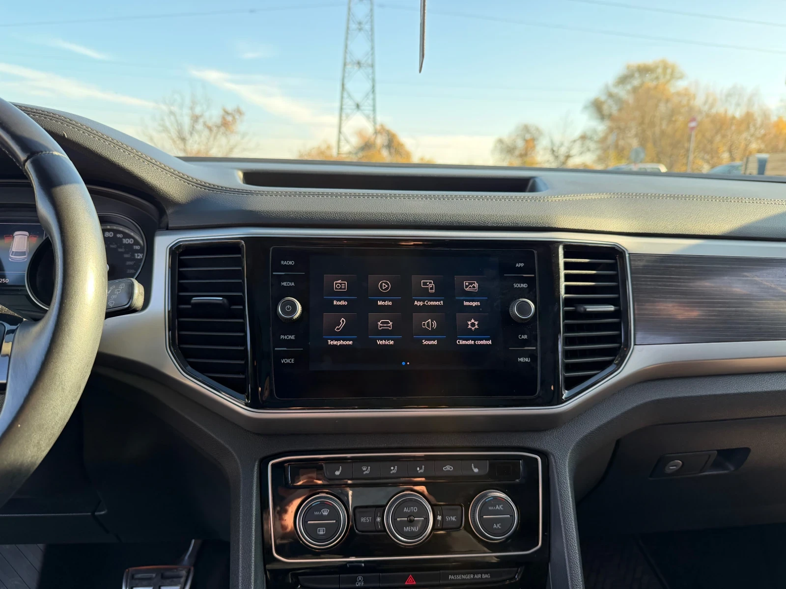 VW Atlas 3.6 V6 SEL R-Line 7  | Mobile.bg   9