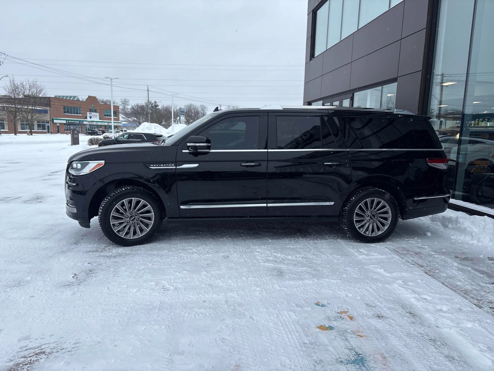 Lincoln Navigator L Reserve* Head Up* 360* Massage* Pano*  - изображение 3