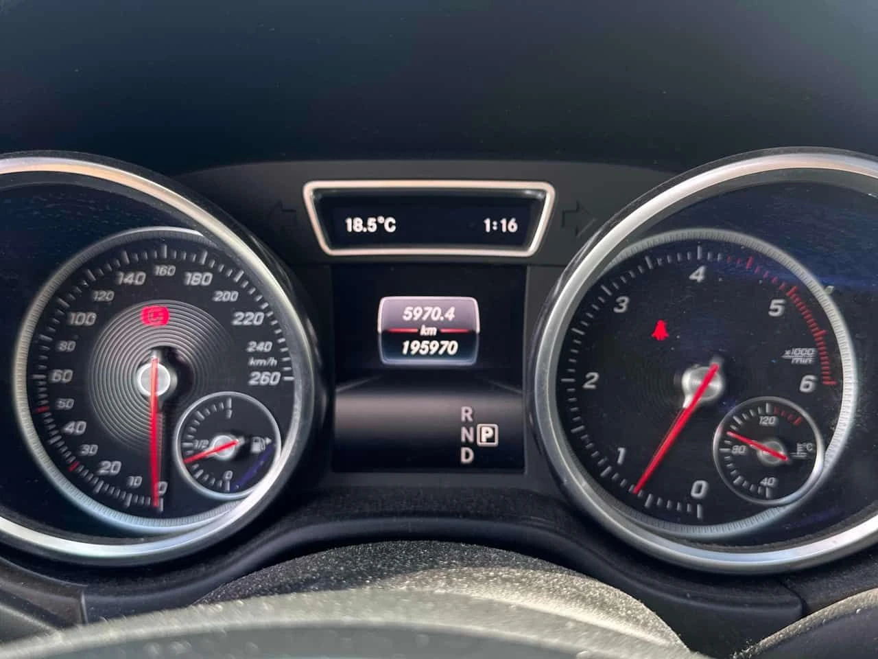 Mercedes-Benz GLE 350 d/CARFAX/ПОДГРЕВИ/ШИБИДАХ/ГУМИ+ ДЖАНТИ  - изображение 8